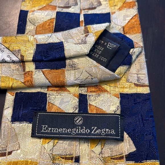 Ermenegildo Zegna Tie. 100% silk. Beautiful. - Picture 5 of 6